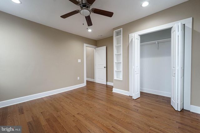 3042 E MONUMENT ST, Baltimore, MD 21205