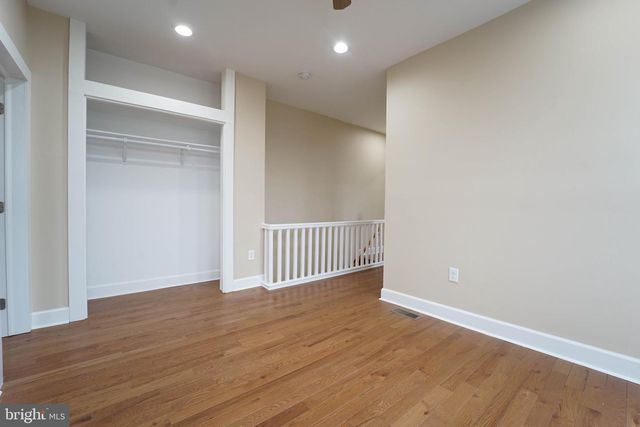 3042 E MONUMENT ST, Baltimore, MD 21205