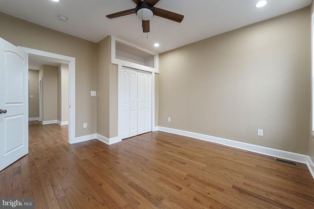 3042 E MONUMENT ST, Baltimore, MD 21205