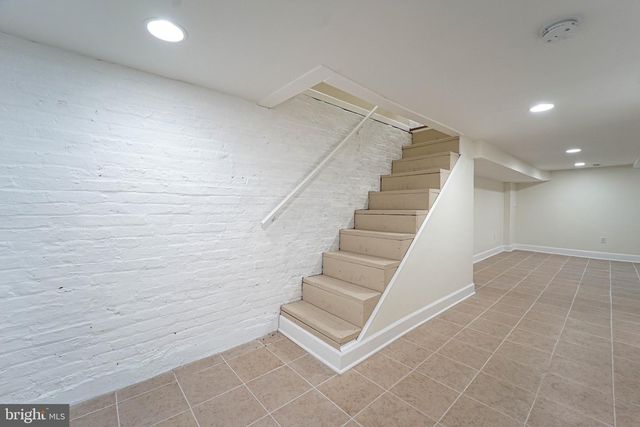 3042 E MONUMENT ST, Baltimore, MD 21205