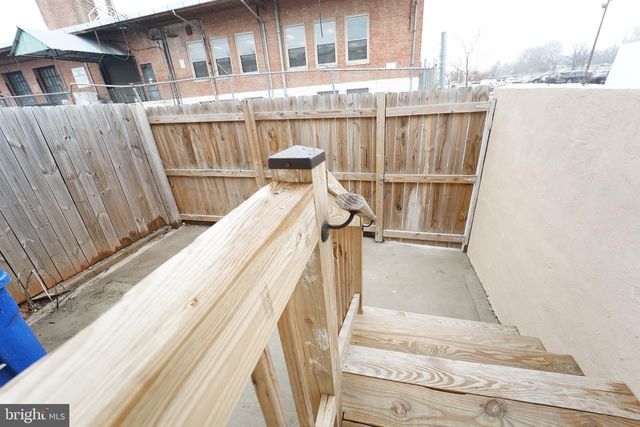 3042 E MONUMENT ST, Baltimore, MD 21205