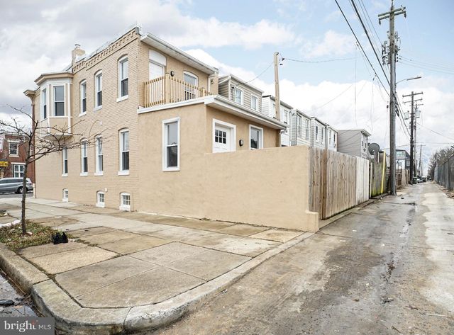 3042 E MONUMENT ST, Baltimore, MD 21205