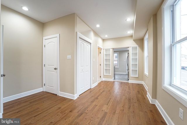 3042 E MONUMENT ST, Baltimore, MD 21205