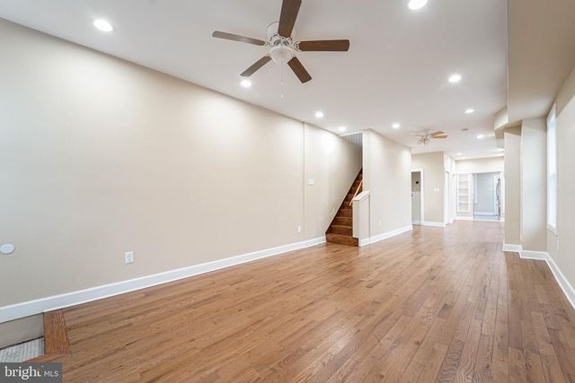 3042 E MONUMENT ST, Baltimore, MD 21205