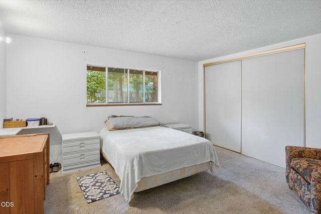 151 Verna Lane, Grants Pass, OR 97527