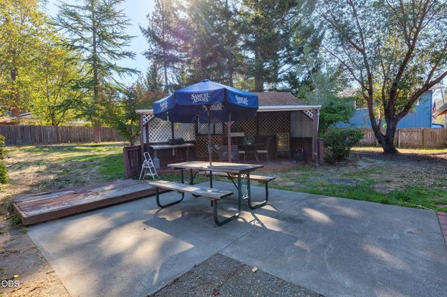 151 Verna Lane, Grants Pass, OR 97527