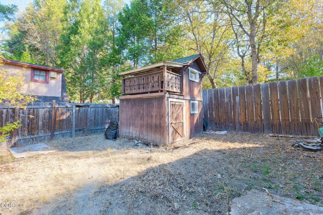 151 Verna Lane, Grants Pass, OR 97527