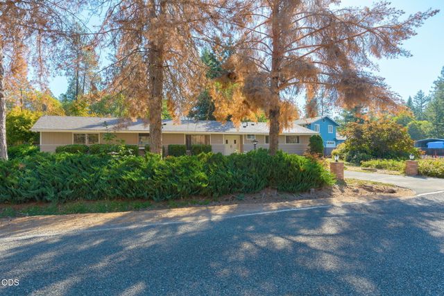 151 Verna Lane, Grants Pass, OR 97527