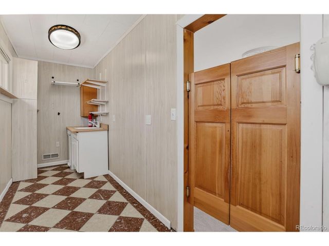 6106 S Valleyview St, Littleton, CO 80120