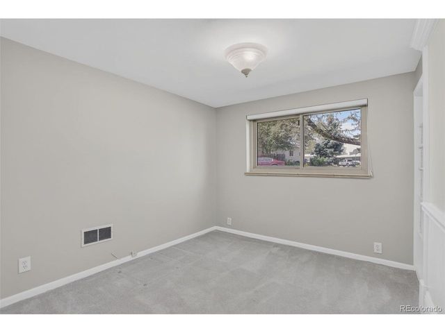 6106 S Valleyview St, Littleton, CO 80120