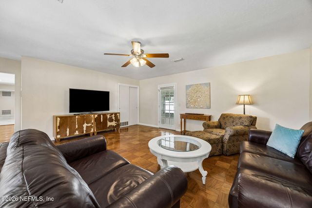 19 S 19TH Street, Fernandina Beach, FL 32034
