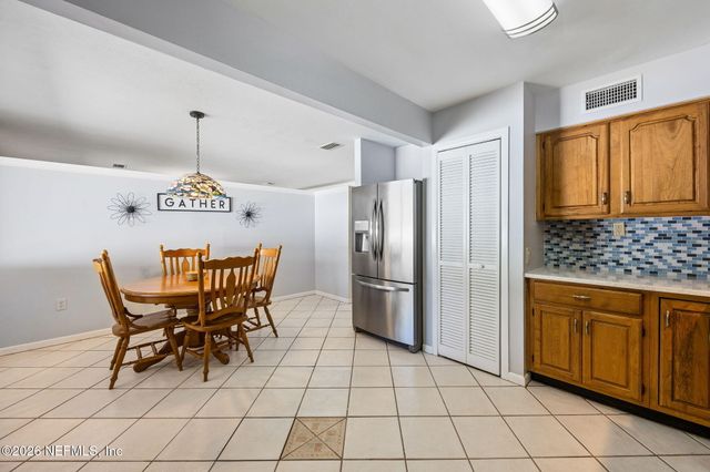 19 S 19TH Street, Fernandina Beach, FL 32034