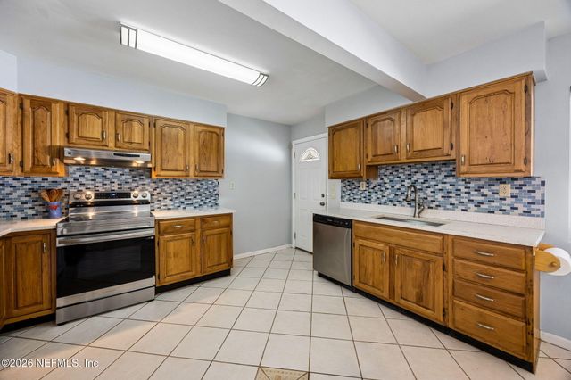 19 S 19TH Street, Fernandina Beach, FL 32034
