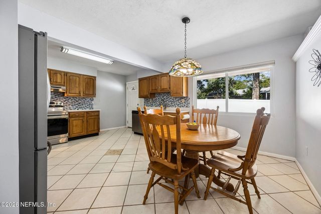 19 S 19TH Street, Fernandina Beach, FL 32034