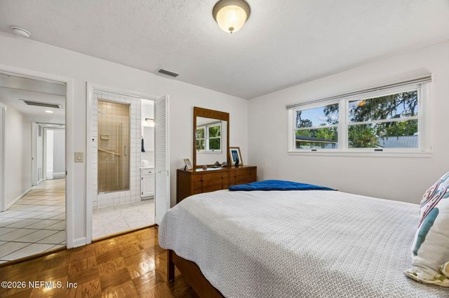 19 S 19TH Street, Fernandina Beach, FL 32034