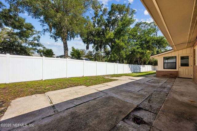 19 S 19TH Street, Fernandina Beach, FL 32034