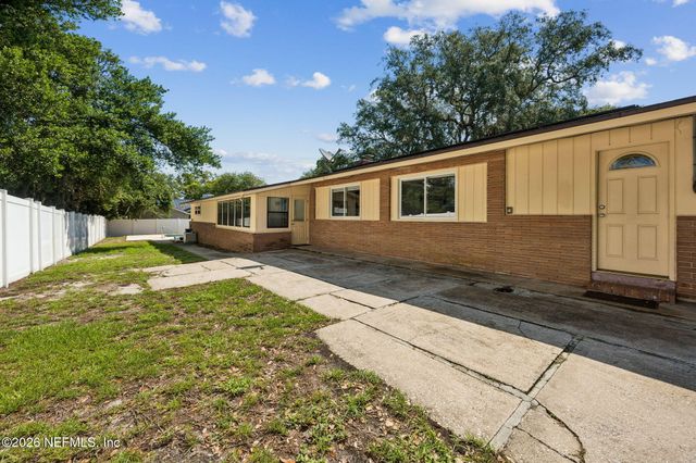 19 S 19TH Street, Fernandina Beach, FL 32034