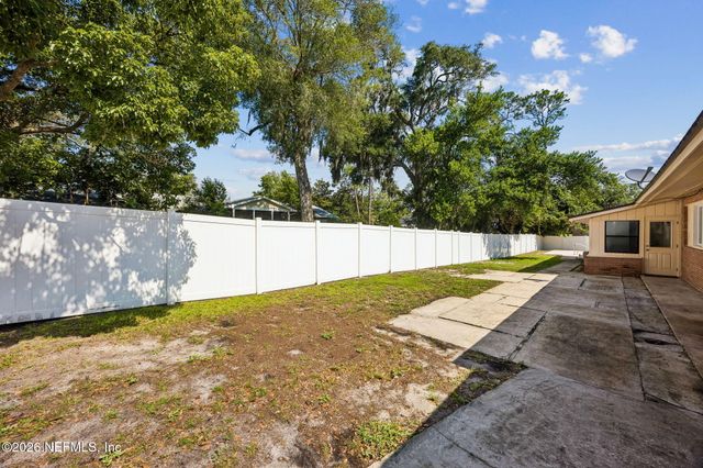 19 S 19TH Street, Fernandina Beach, FL 32034