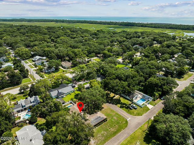 19 S 19TH Street, Fernandina Beach, FL 32034