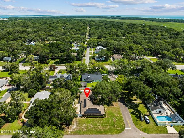 19 S 19TH Street, Fernandina Beach, FL 32034