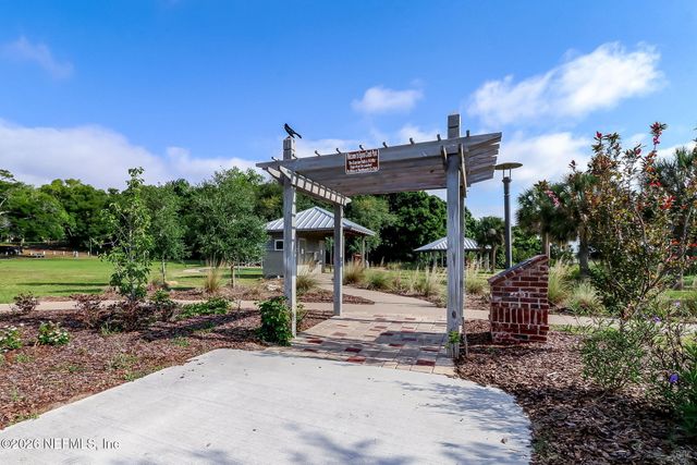 19 S 19TH Street, Fernandina Beach, FL 32034