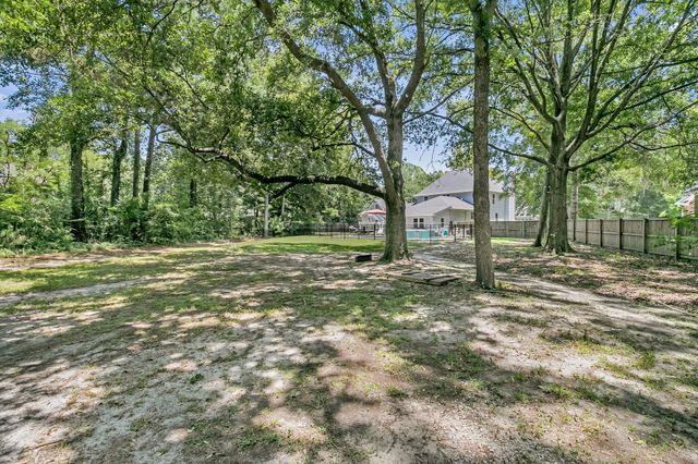 14 Brigadoon Place, Charleston, SC 29414