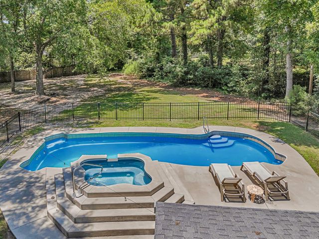 14 Brigadoon Place, Charleston, SC 29414