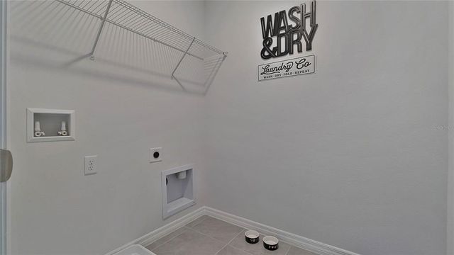 33617 SEATTLE SLEW DRIVE, Sorrento, FL 32776