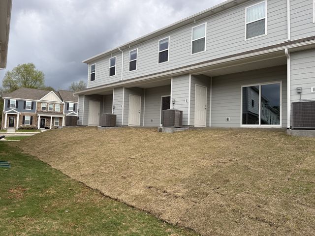 907 Highfield Way, Lebanon, TN 37087