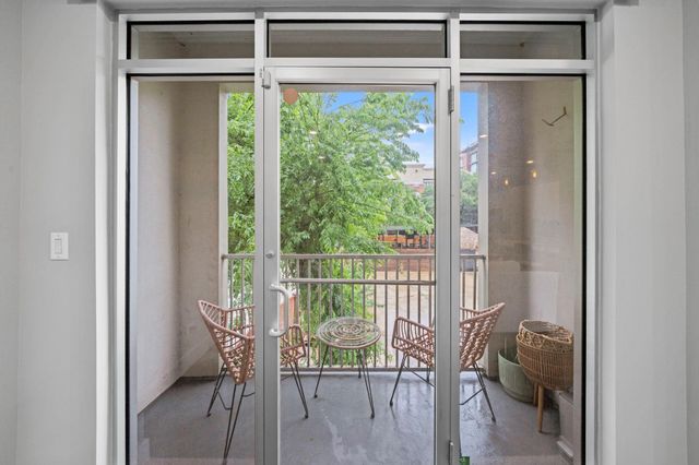 207 Pierce Street 209, Houston, TX 77002