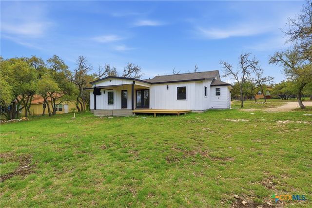 297 Rust Ranch, Blanco, TX 78606