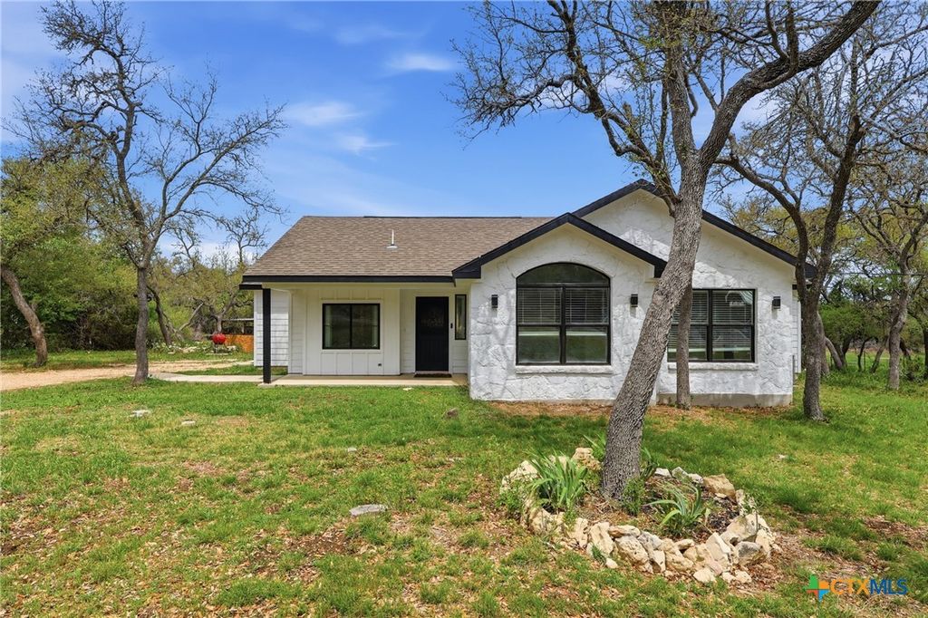297 Rust Ranch, Blanco, TX 78606