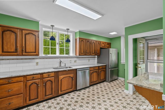 55 Hart Street, Wethersfield, CT 06109