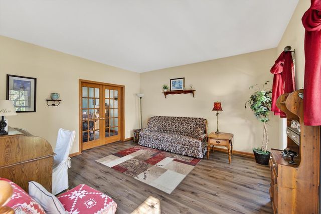 8408 190th AVENUE, Bristol, WI 53104