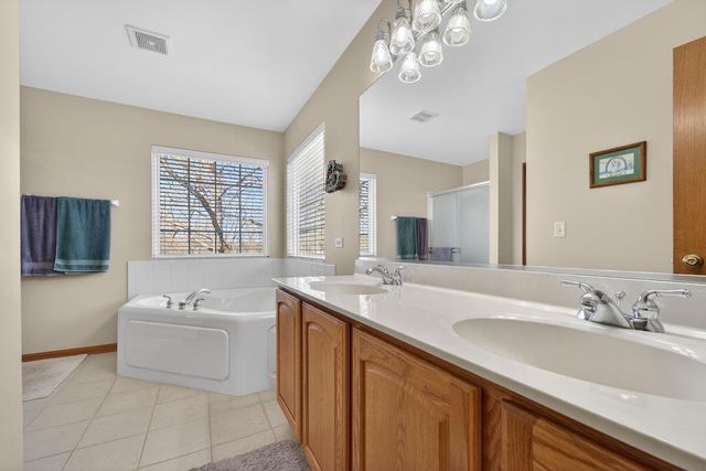 8408 190th AVENUE, Bristol, WI 53104