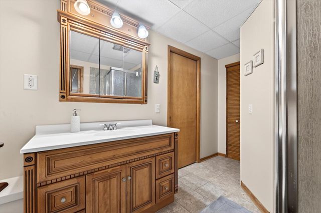 8408 190th AVENUE, Bristol, WI 53104