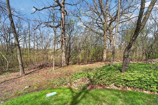 8408 190th AVENUE, Bristol, WI 53104