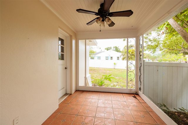 325 ORANGEVIEW AVENUE, Clearwater, FL 33755