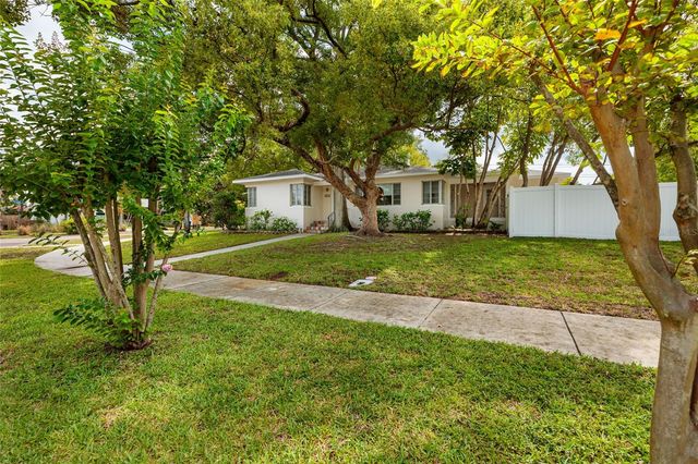 325 ORANGEVIEW AVENUE, Clearwater, FL 33755