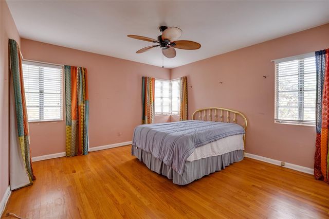 325 ORANGEVIEW AVENUE, Clearwater, FL 33755