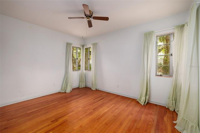 325 ORANGEVIEW AVENUE, Clearwater, FL 33755