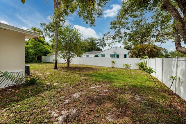 325 ORANGEVIEW AVENUE, Clearwater, FL 33755