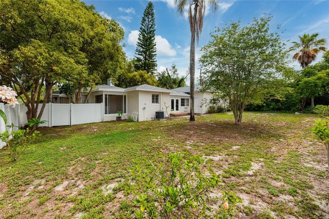 325 ORANGEVIEW AVENUE, Clearwater, FL 33755