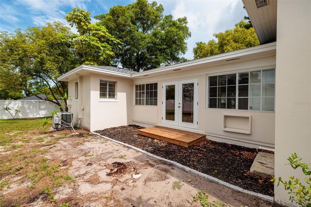 325 ORANGEVIEW AVENUE, Clearwater, FL 33755