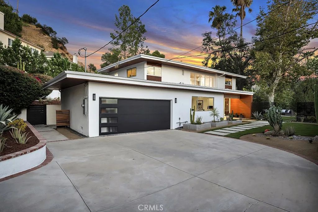 4391 Pampas Road, Woodland Hills, CA 91364