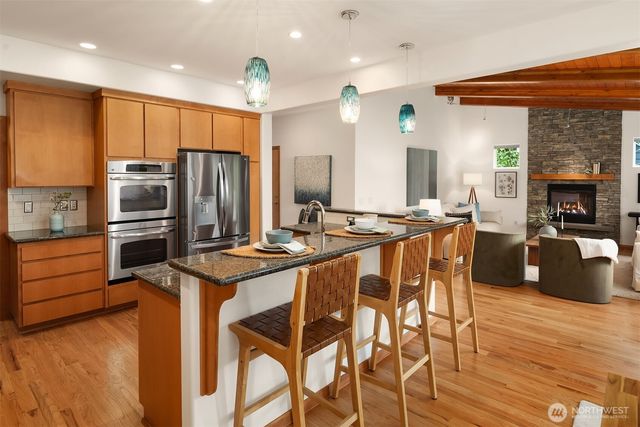 911 NW 59th Street, Seattle, WA 98107
