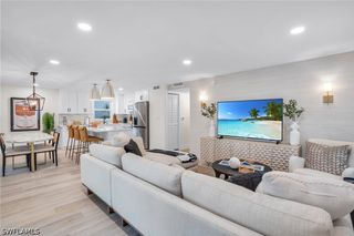 1549 Sandpiper ST 79, Naples, FL 34102