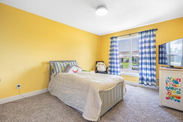 100 Union Crossing Drive, Carlisle, OH 45005