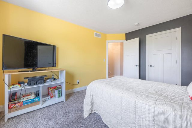 100 Union Crossing Drive, Carlisle, OH 45005