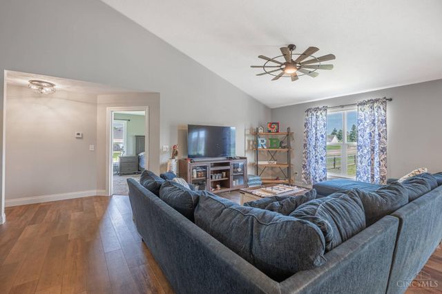 100 Union Crossing Drive, Carlisle, OH 45005